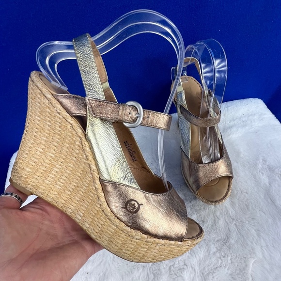 |•BØRN•| Metallic Gold & Bronze Espadrille Wedge Platform Sandals Size 8 - Picture 1 of 16